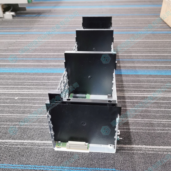 A-B 1756-A17 輸入輸出模塊 (圖1) A-B 1756-A17 B (9).jpg